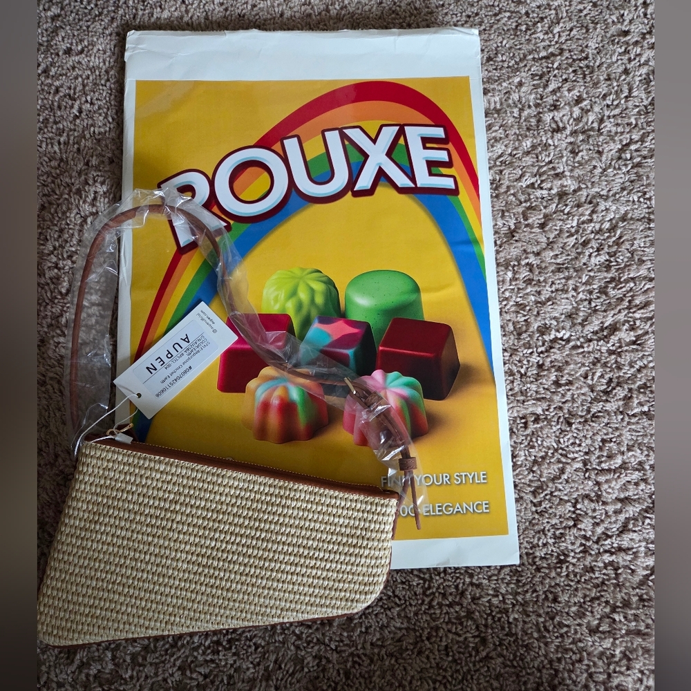 NWT Aupen Repurpose Crochet Earth